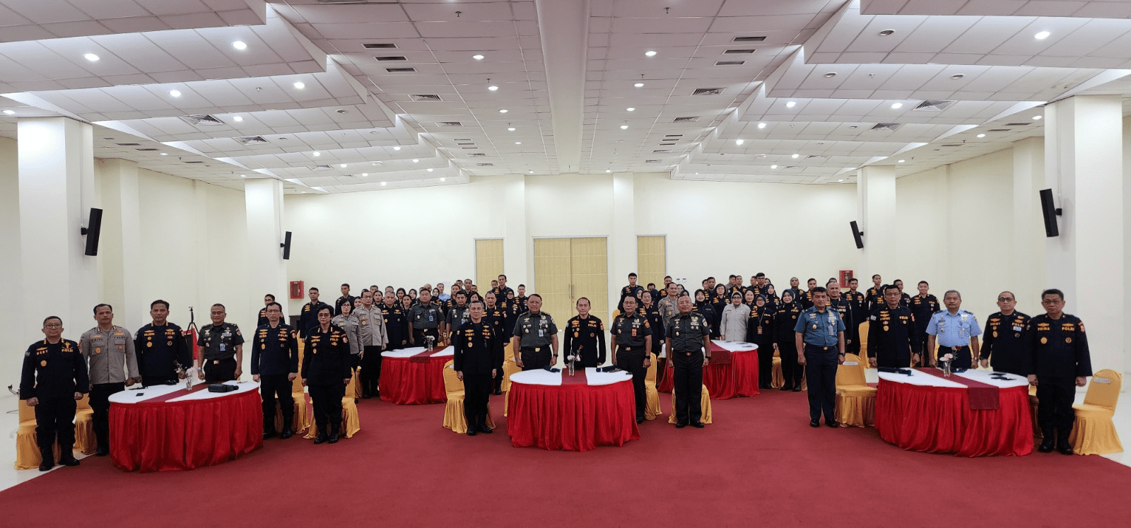 Foto Bersama TNI Polri